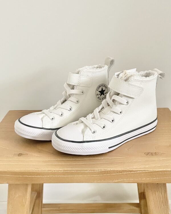 אולסטאר גבוהות מעור עם פרווה לילדות Converse