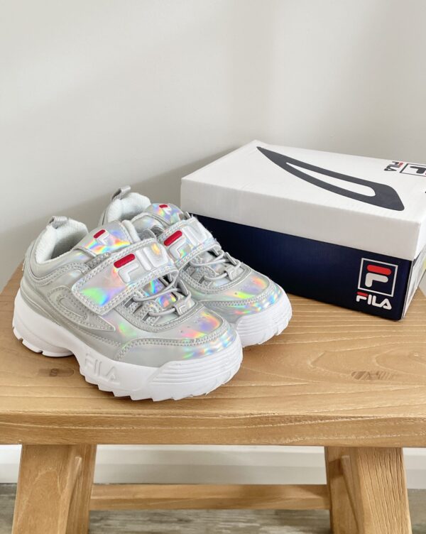 סניקרס מטאלי לילדות FILA