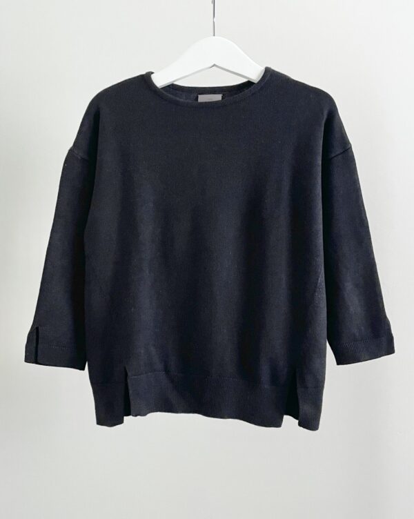 סריג דק שחור לילדות מ ZARA