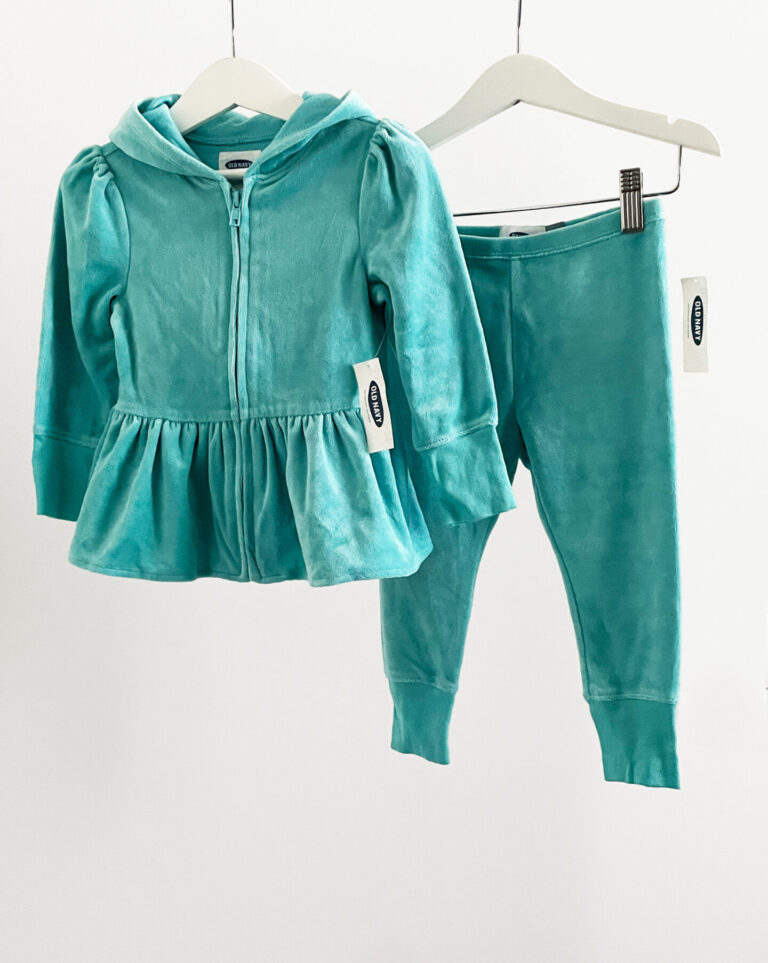 חליפת קפוצ'ון קטיפה לילדות OLD NAVY